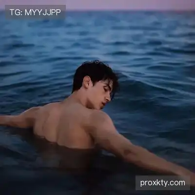 经裙瀚